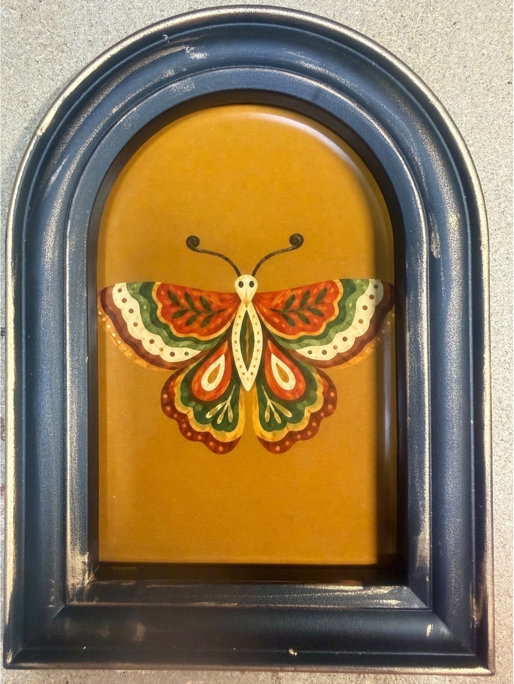 NWT 5x7 Vintage Inspired butterfly frame wall decor or desk